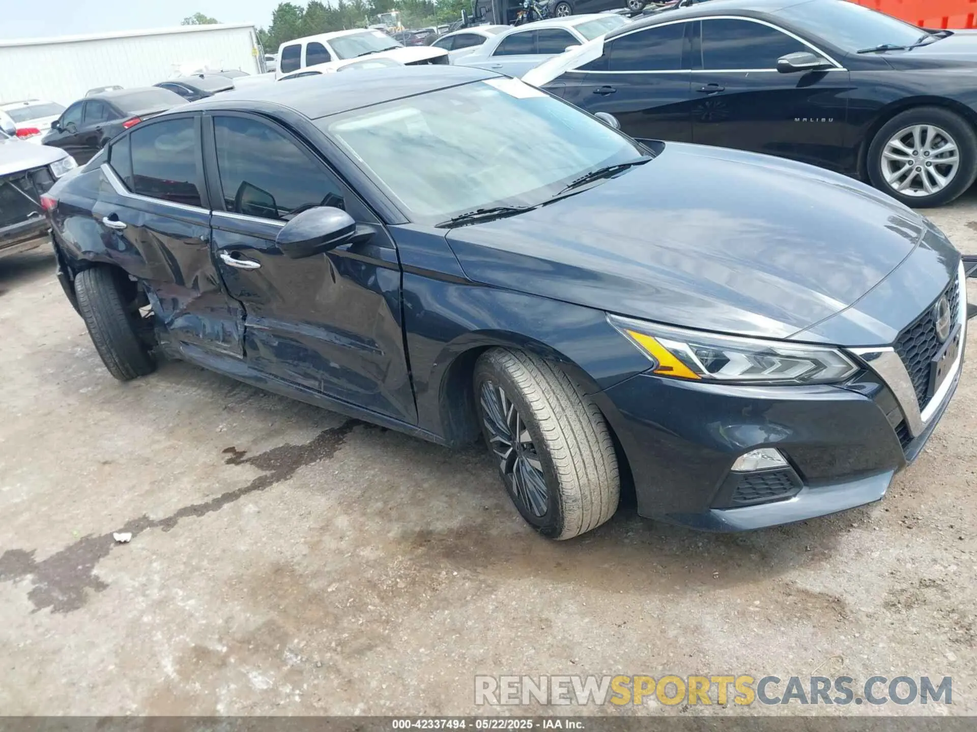 1 Photograph of a damaged car 1N4BL4DV6NN386243 NISSAN ALTIMA 2022