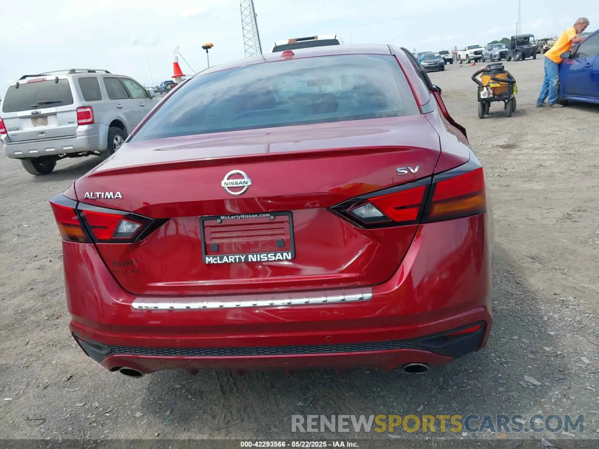 16 Photograph of a damaged car 1N4BL4DV6NN409911 NISSAN ALTIMA 2022