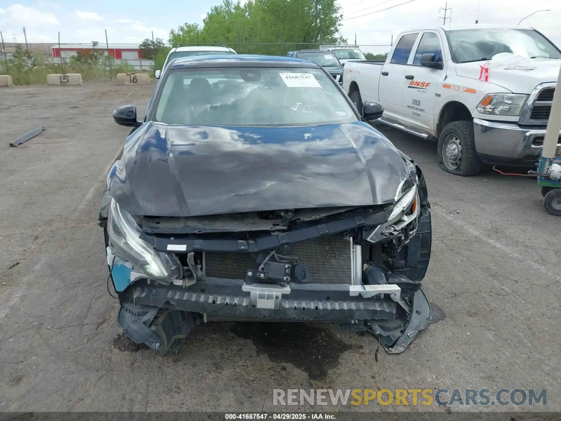 13 Photograph of a damaged car 1N4BL4DV6NN423999 NISSAN ALTIMA 2022