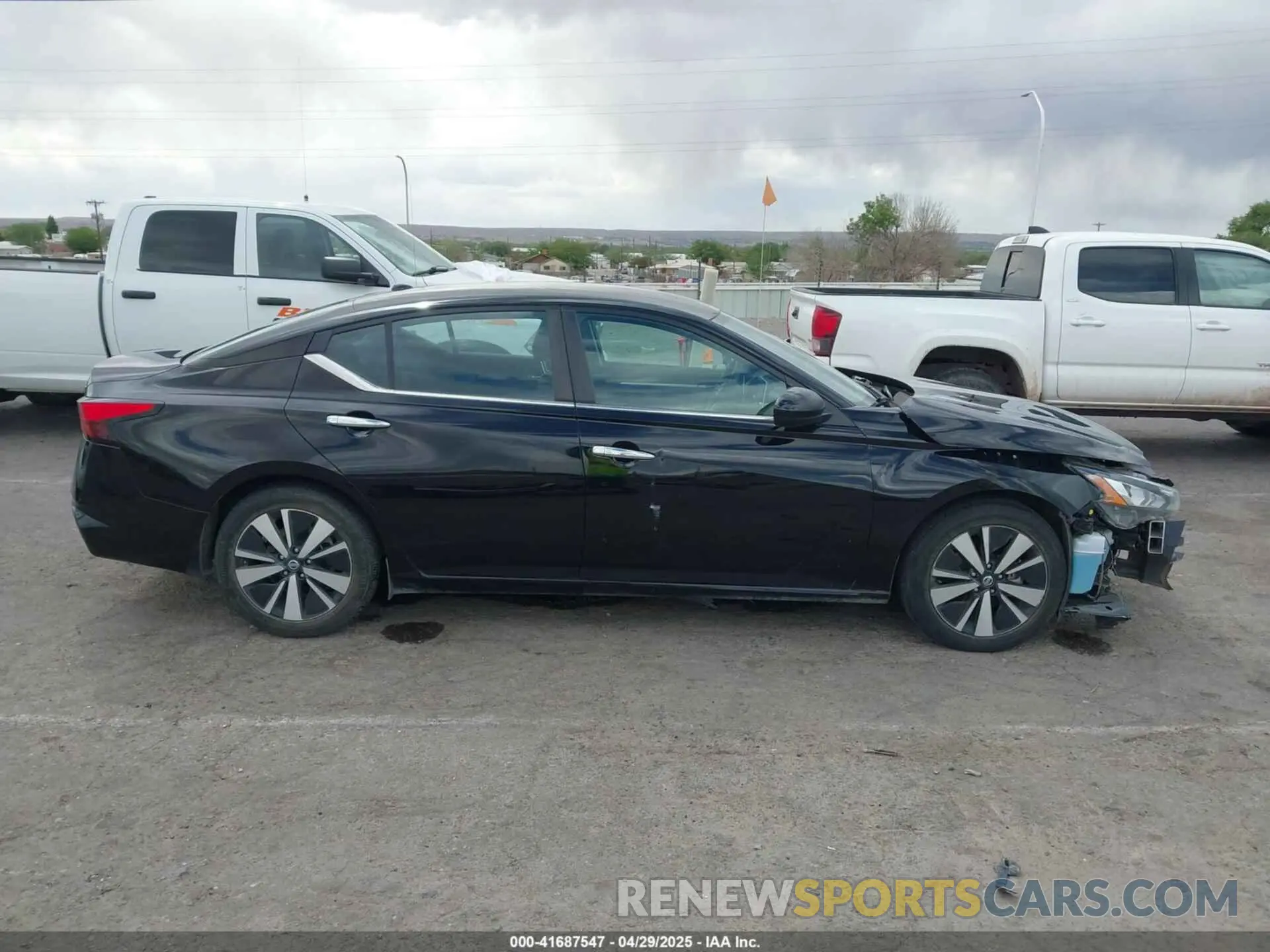 14 Photograph of a damaged car 1N4BL4DV6NN423999 NISSAN ALTIMA 2022