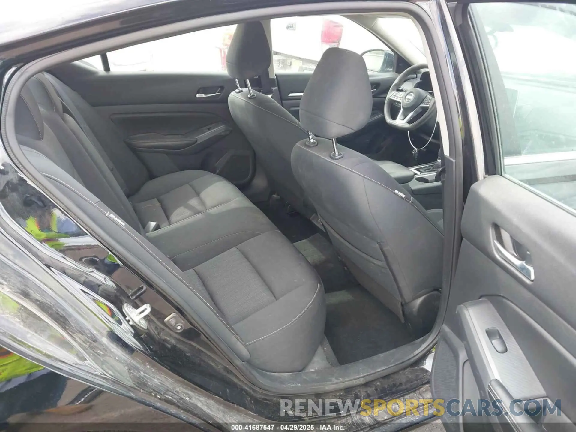 8 Photograph of a damaged car 1N4BL4DV6NN423999 NISSAN ALTIMA 2022