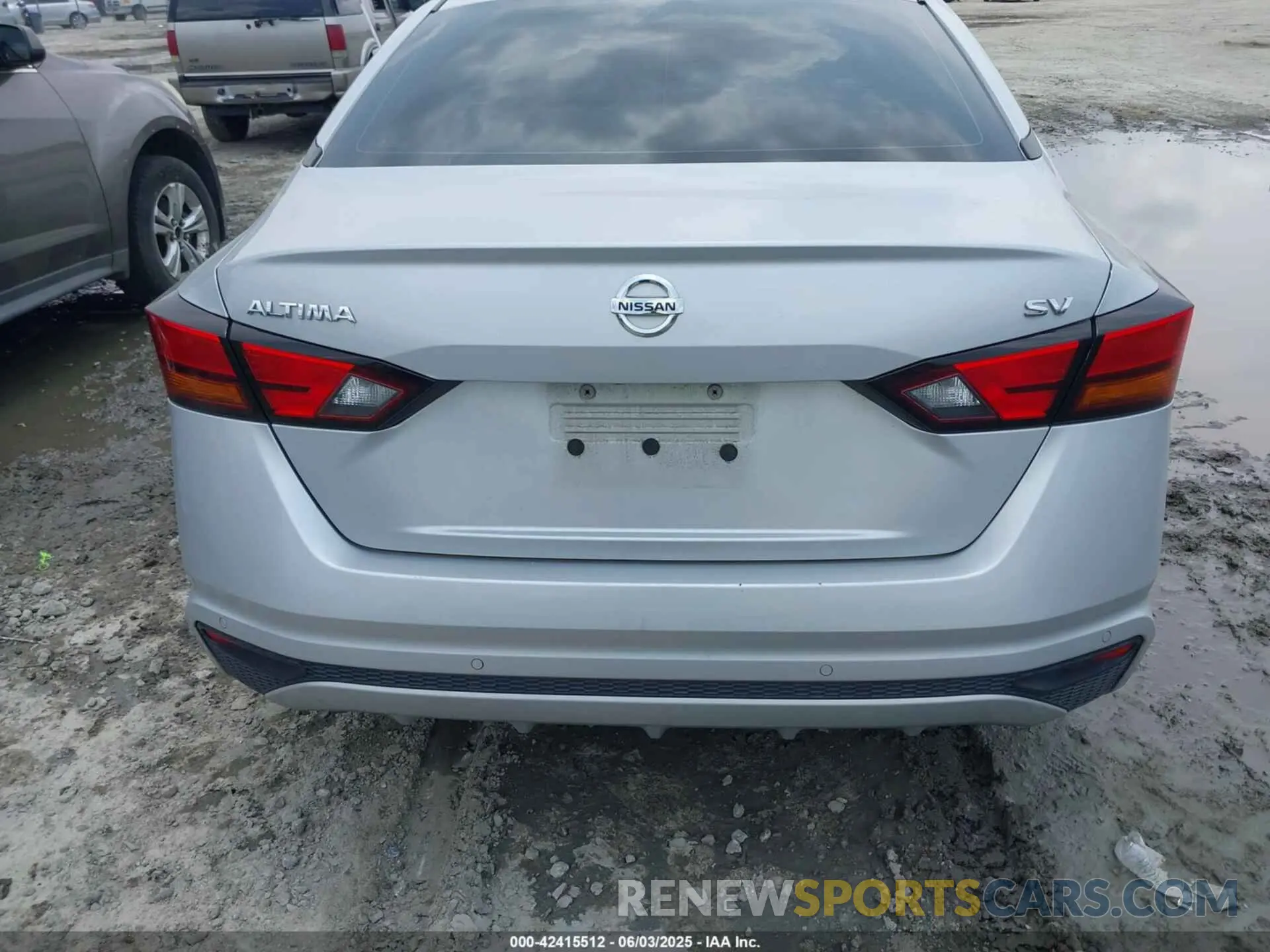 16 Photograph of a damaged car 1N4BL4DV7NN306965 NISSAN ALTIMA 2022