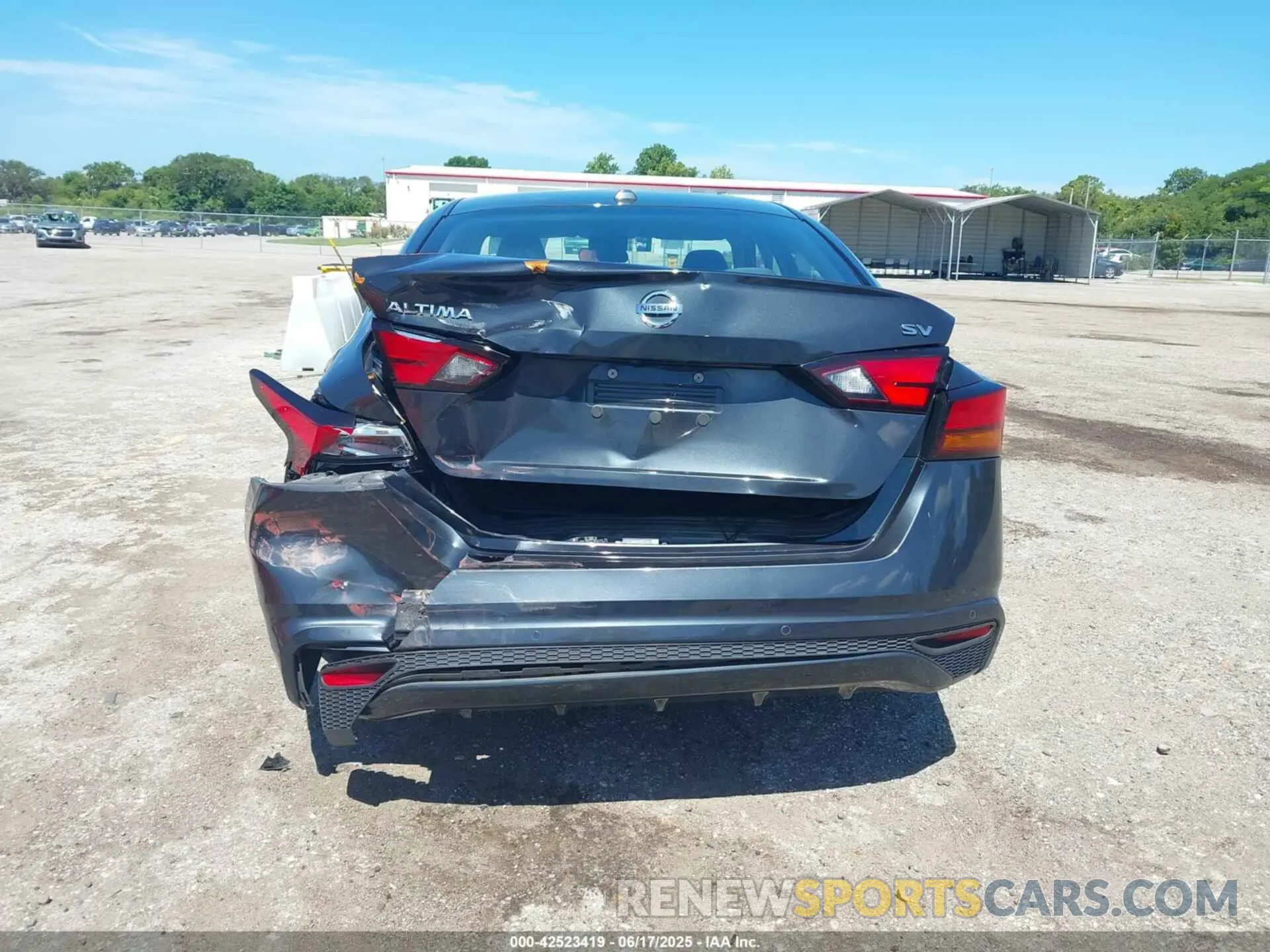 16 Photograph of a damaged car 1N4BL4DV7NN325015 NISSAN ALTIMA 2022