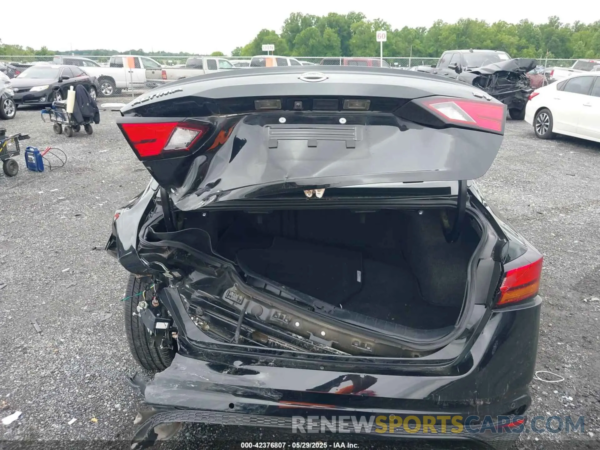 16 Photograph of a damaged car 1N4BL4DV7NN354384 NISSAN ALTIMA 2022