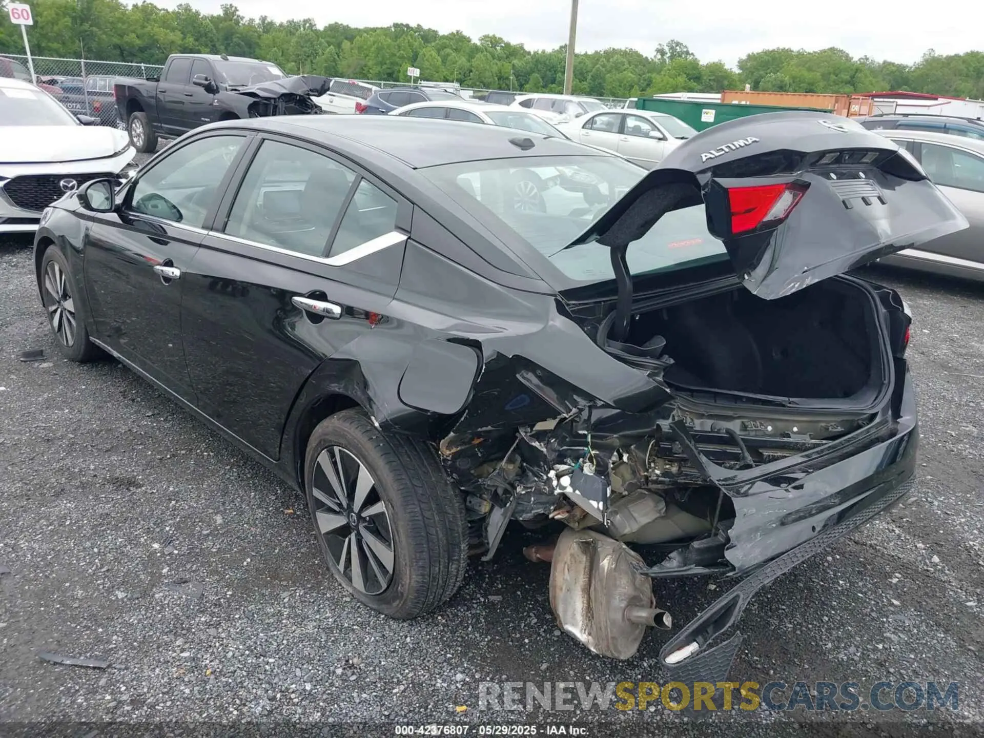 3 Photograph of a damaged car 1N4BL4DV7NN354384 NISSAN ALTIMA 2022