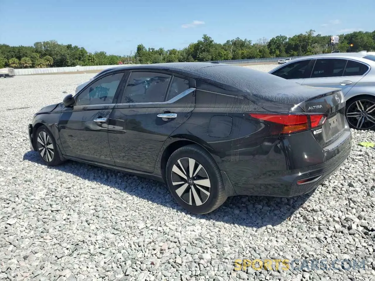 2 Photograph of a damaged car 1N4BL4DV7NN368463 NISSAN ALTIMA 2022