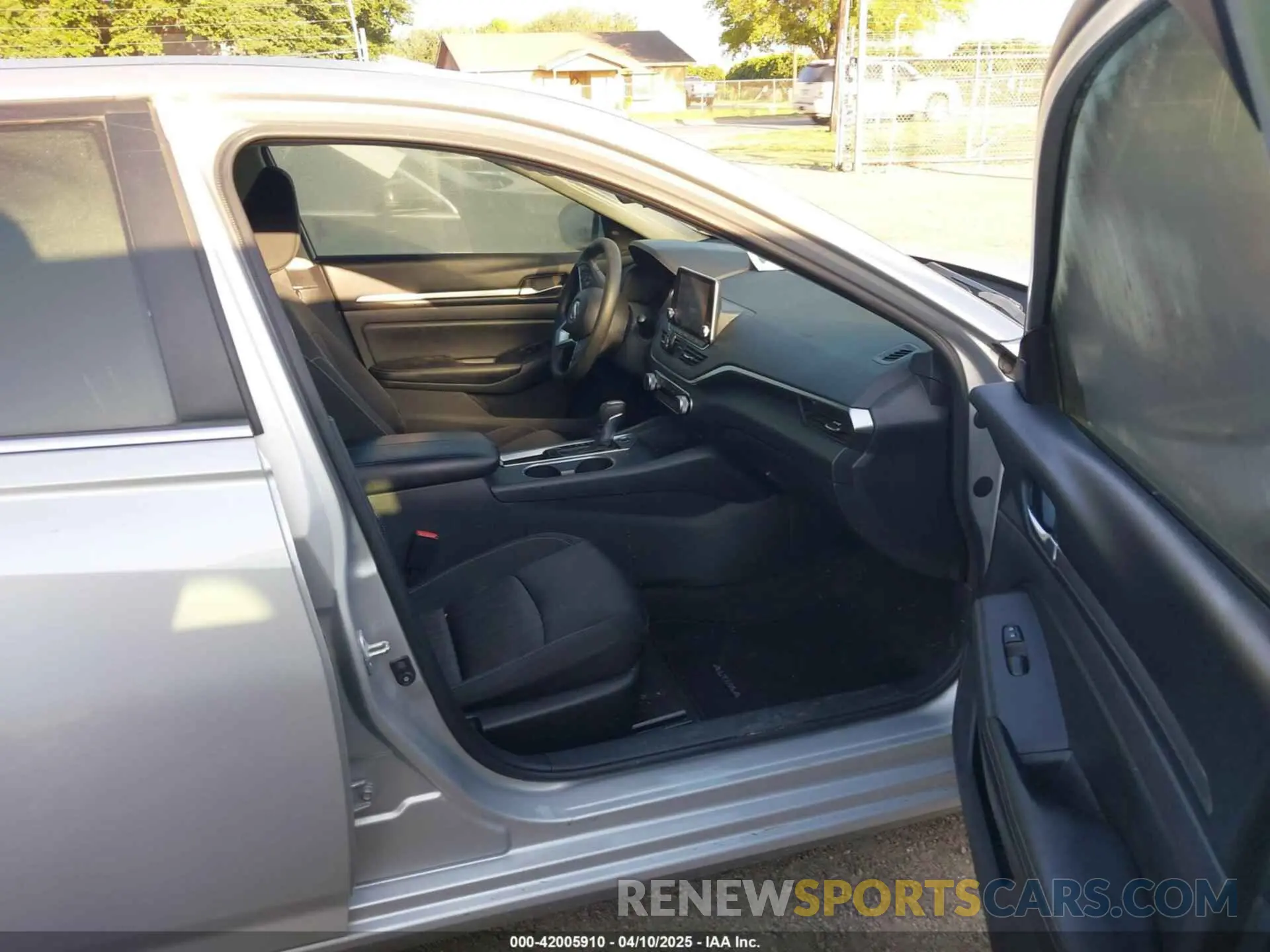 5 Photograph of a damaged car 1N4BL4DV7NN379012 NISSAN ALTIMA 2022