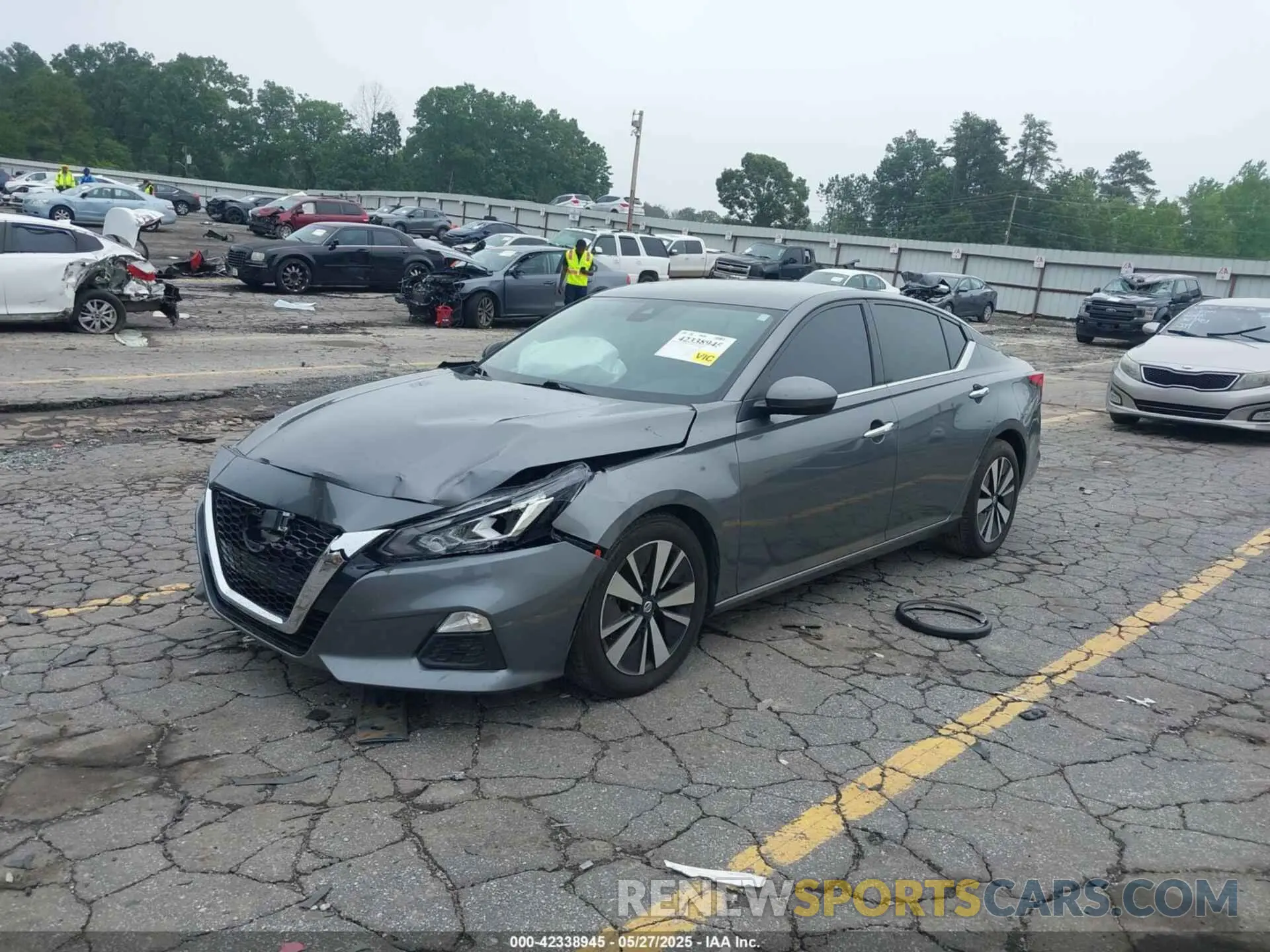 2 Photograph of a damaged car 1N4BL4DV7NN381813 NISSAN ALTIMA 2022