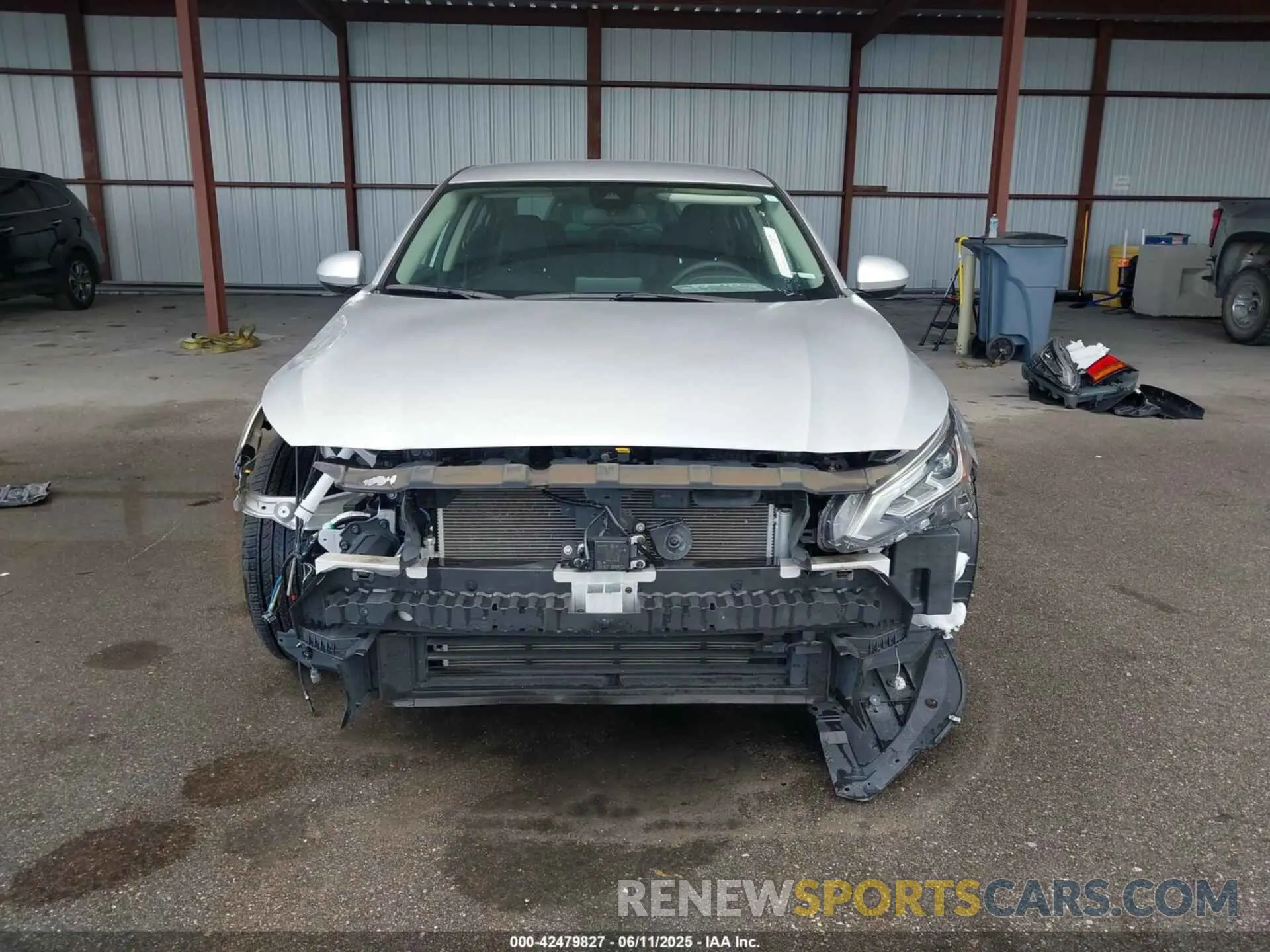 13 Photograph of a damaged car 1N4BL4DV8NN305632 NISSAN ALTIMA 2022