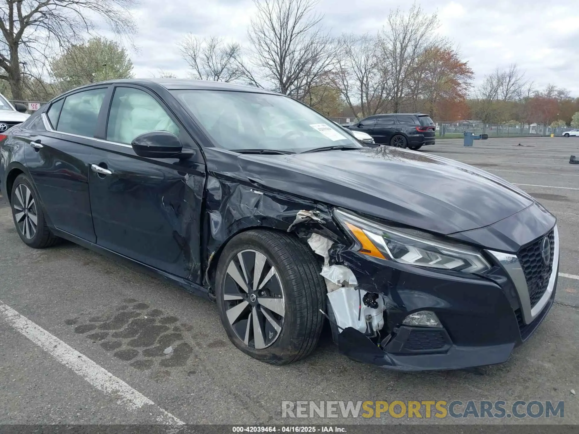 6 Photograph of a damaged car 1N4BL4DV8NN318591 NISSAN ALTIMA 2022