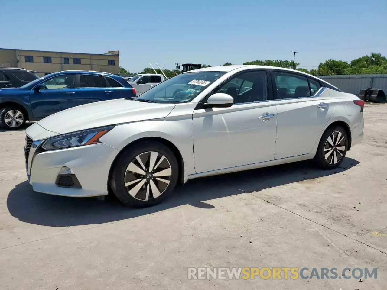 1 Photograph of a damaged car 1N4BL4DV8NN327260 NISSAN ALTIMA 2022