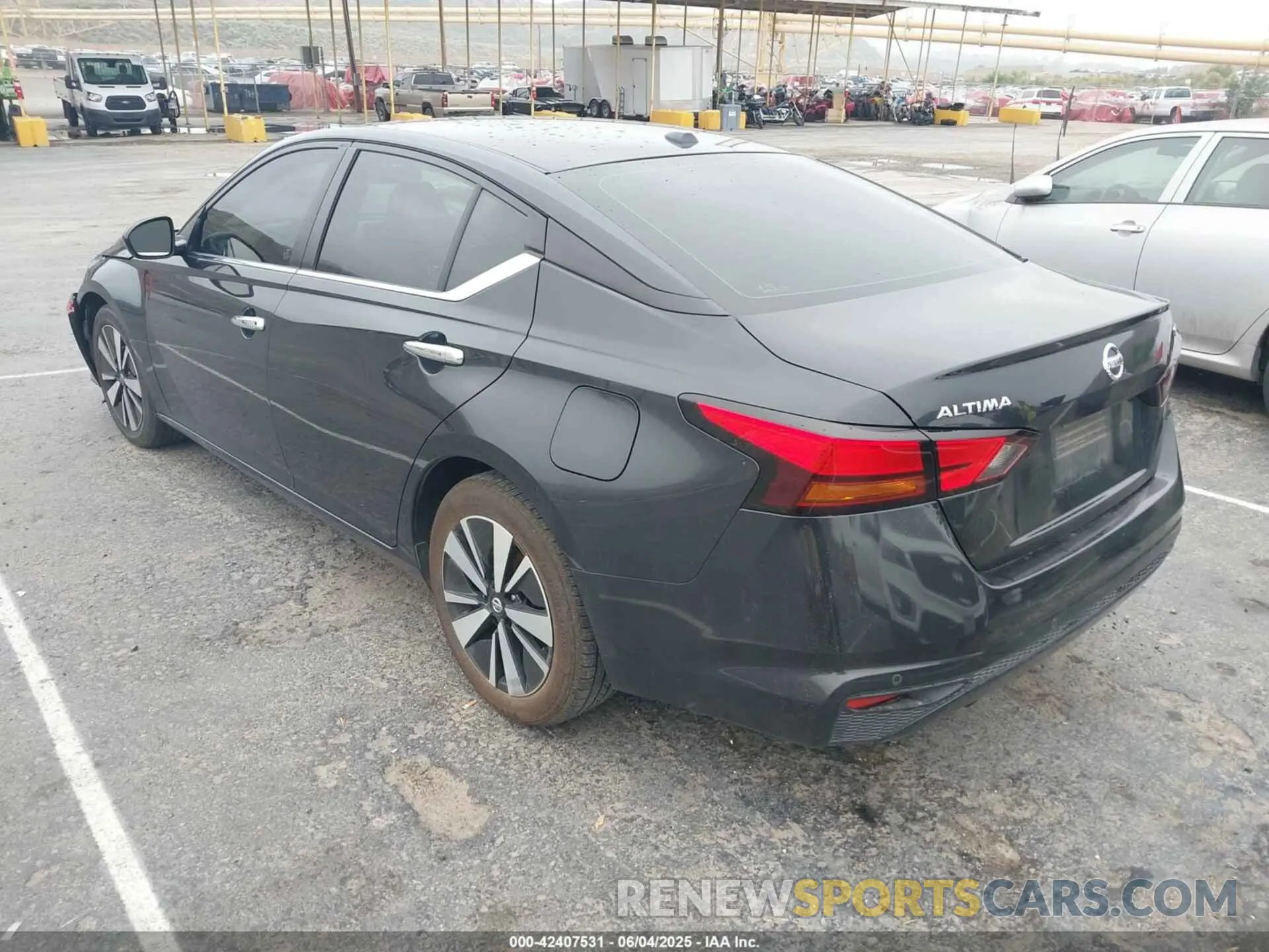 3 Photograph of a damaged car 1N4BL4DV8NN331938 NISSAN ALTIMA 2022