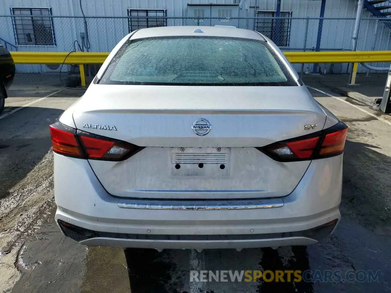 6 Photograph of a damaged car 1N4BL4DV8NN335701 NISSAN ALTIMA 2022
