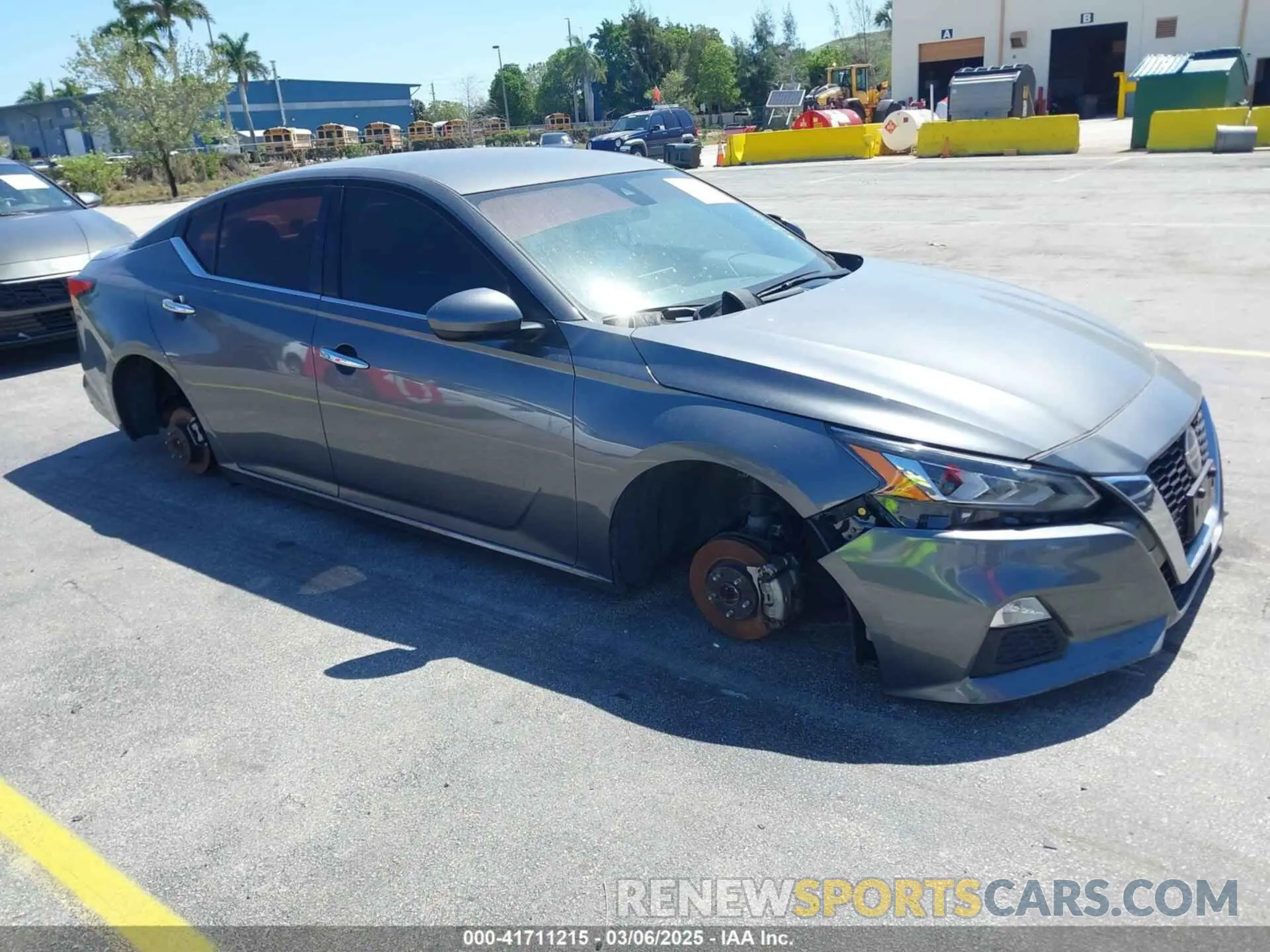 1 Photograph of a damaged car 1N4BL4DV8NN388866 NISSAN ALTIMA 2022