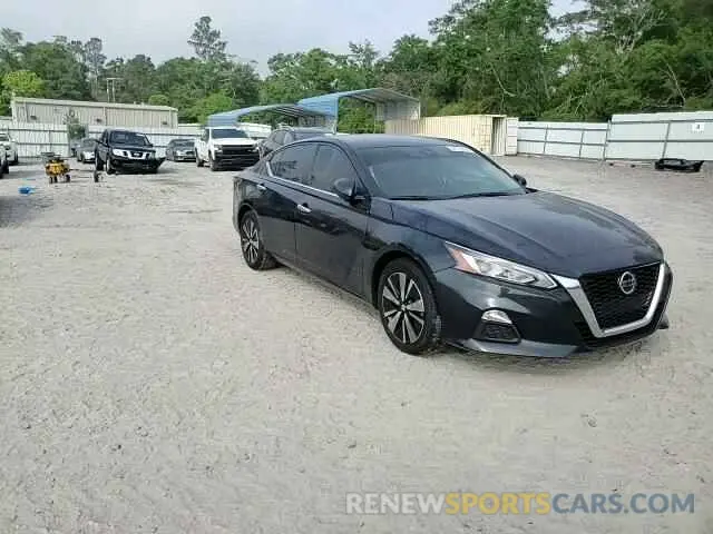 13 Photograph of a damaged car 1N4BL4DV8NN394103 NISSAN ALTIMA 2022