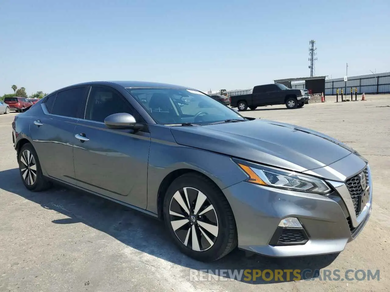4 Photograph of a damaged car 1N4BL4DV8NN405214 NISSAN ALTIMA 2022