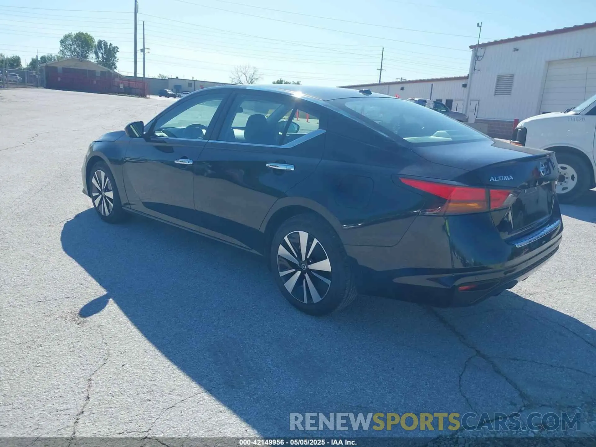 3 Photograph of a damaged car 1N4BL4DV8NN411322 NISSAN ALTIMA 2022