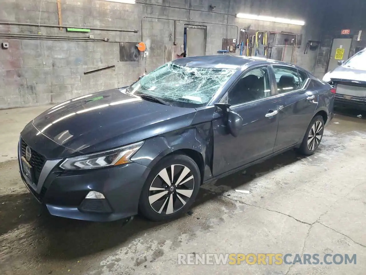 1 Photograph of a damaged car 1N4BL4DV9NN300245 NISSAN ALTIMA 2022