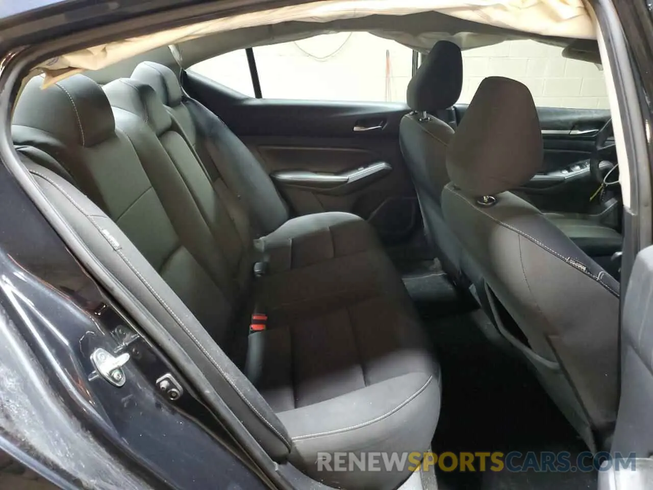 10 Photograph of a damaged car 1N4BL4DV9NN300245 NISSAN ALTIMA 2022
