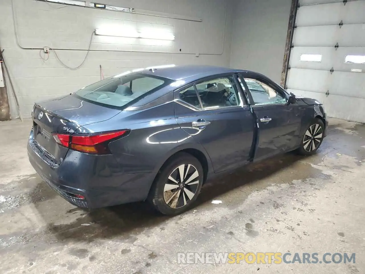3 Photograph of a damaged car 1N4BL4DV9NN300245 NISSAN ALTIMA 2022