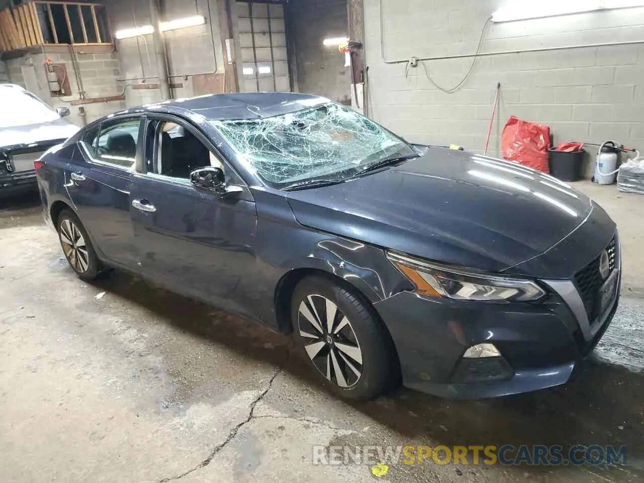 4 Photograph of a damaged car 1N4BL4DV9NN300245 NISSAN ALTIMA 2022