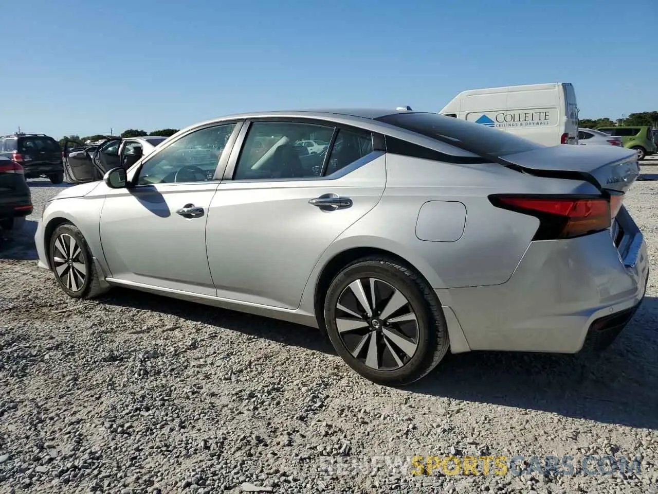 2 Photograph of a damaged car 1N4BL4DV9NN323752 NISSAN ALTIMA 2022