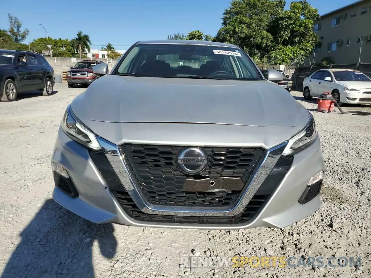 5 Photograph of a damaged car 1N4BL4DV9NN323752 NISSAN ALTIMA 2022
