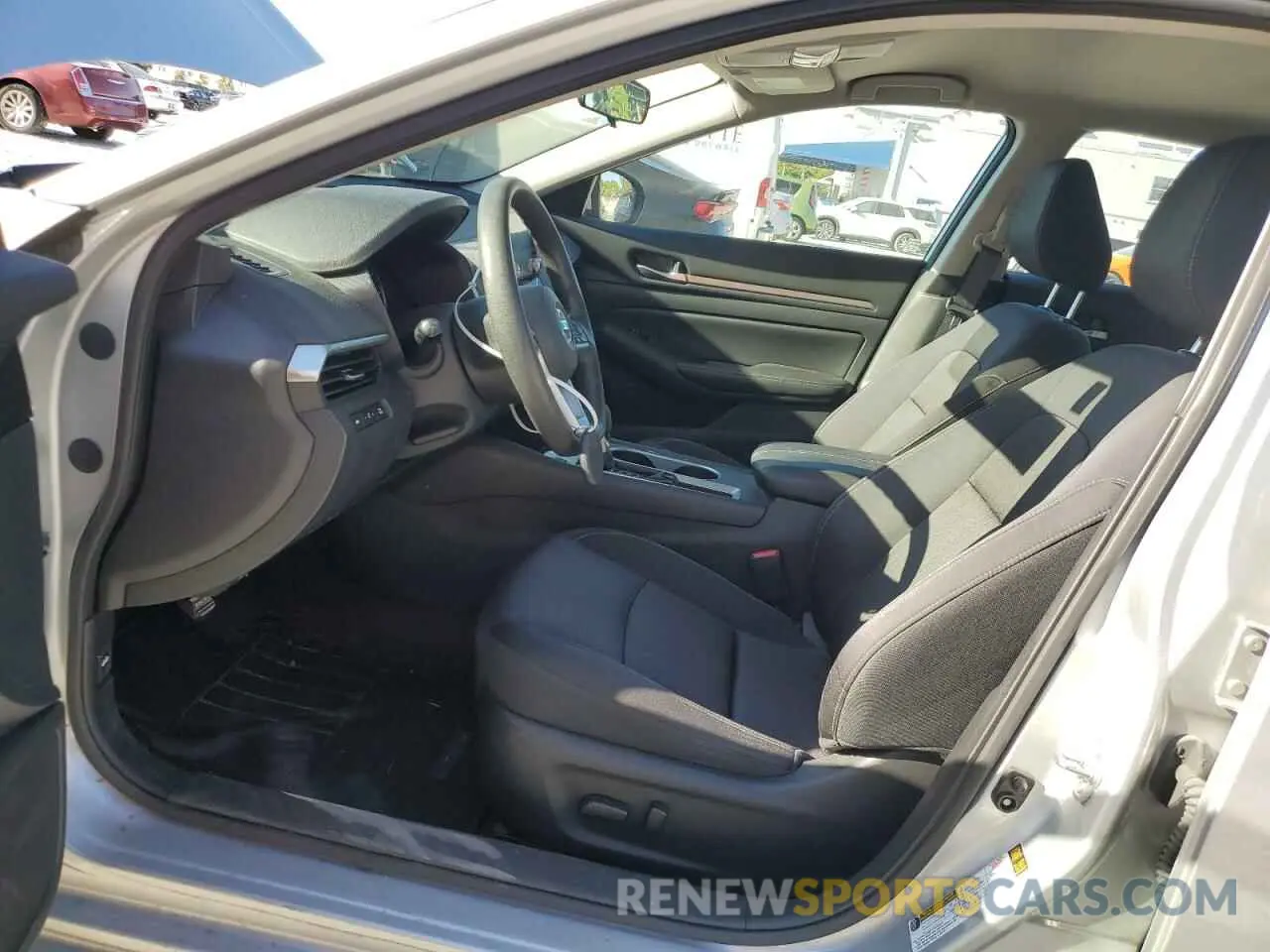 7 Photograph of a damaged car 1N4BL4DV9NN323752 NISSAN ALTIMA 2022