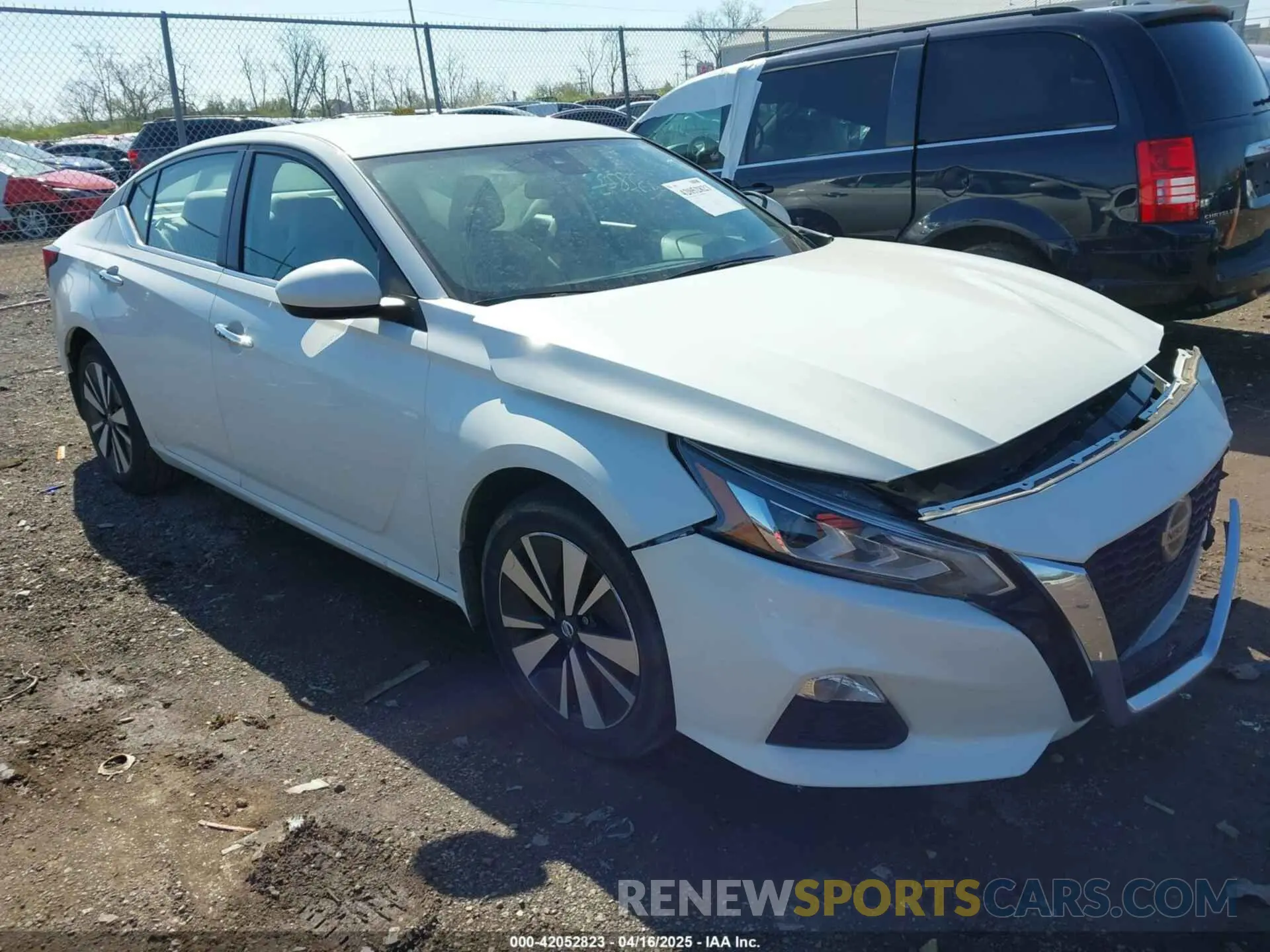 1 Photograph of a damaged car 1N4BL4DV9NN339529 NISSAN ALTIMA 2022