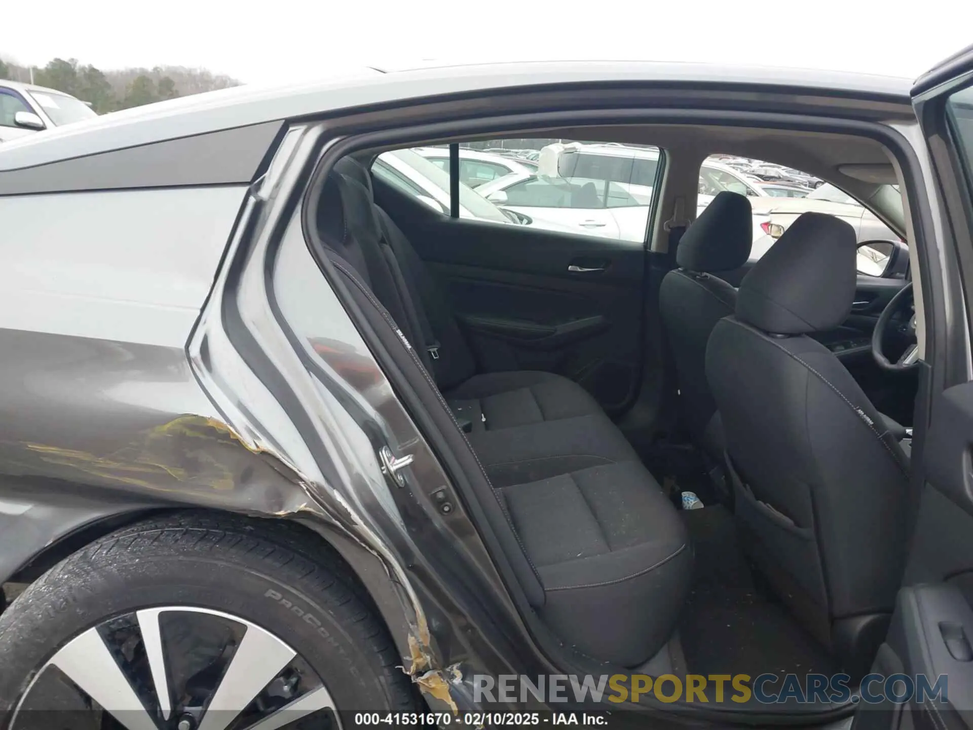 8 Photograph of a damaged car 1N4BL4DV9NN340440 NISSAN ALTIMA 2022