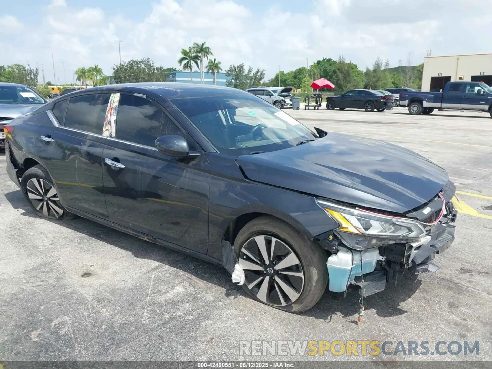 1 Photograph of a damaged car 1N4BL4DV9NN342916 NISSAN ALTIMA 2022
