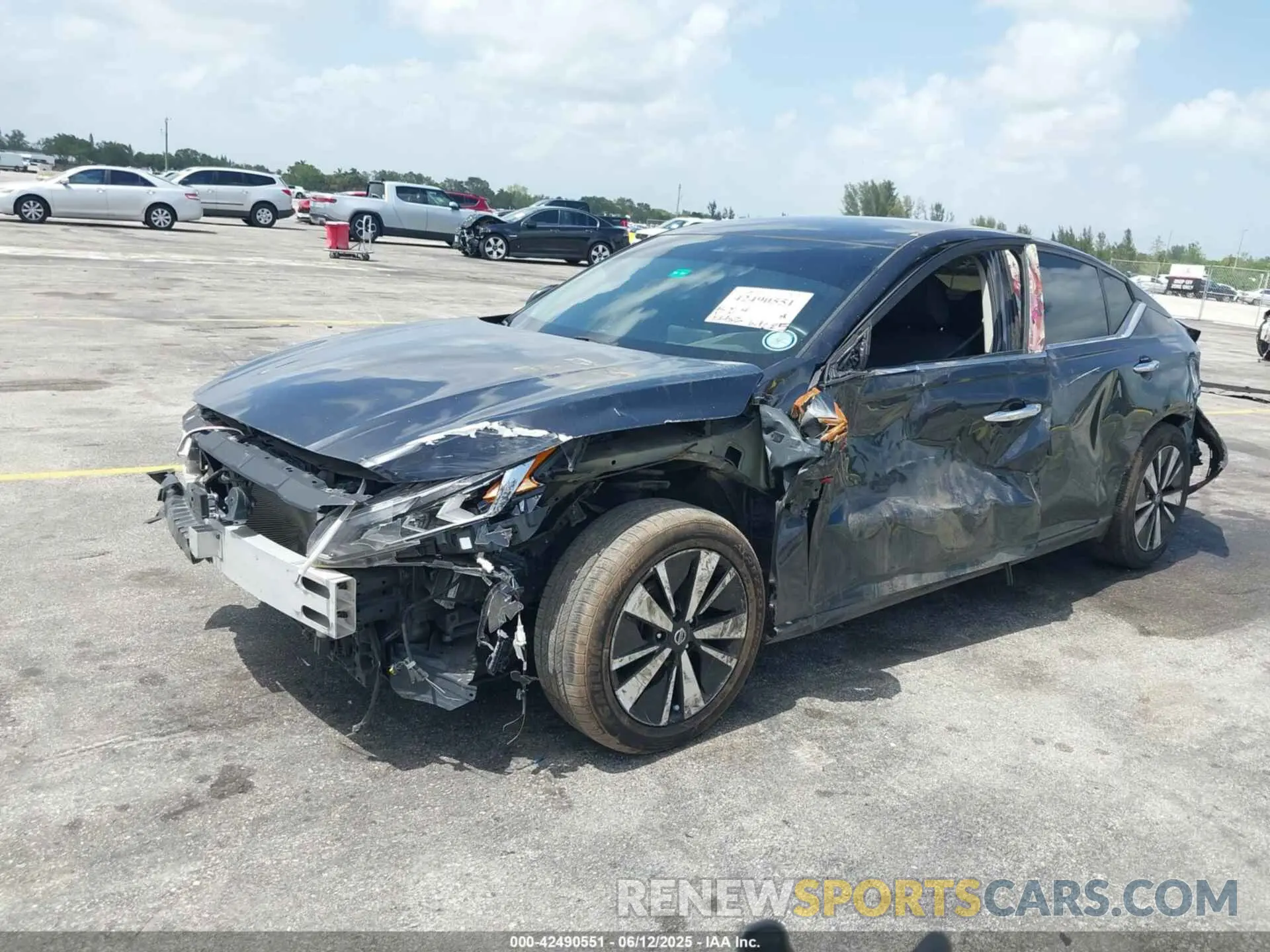 2 Photograph of a damaged car 1N4BL4DV9NN342916 NISSAN ALTIMA 2022