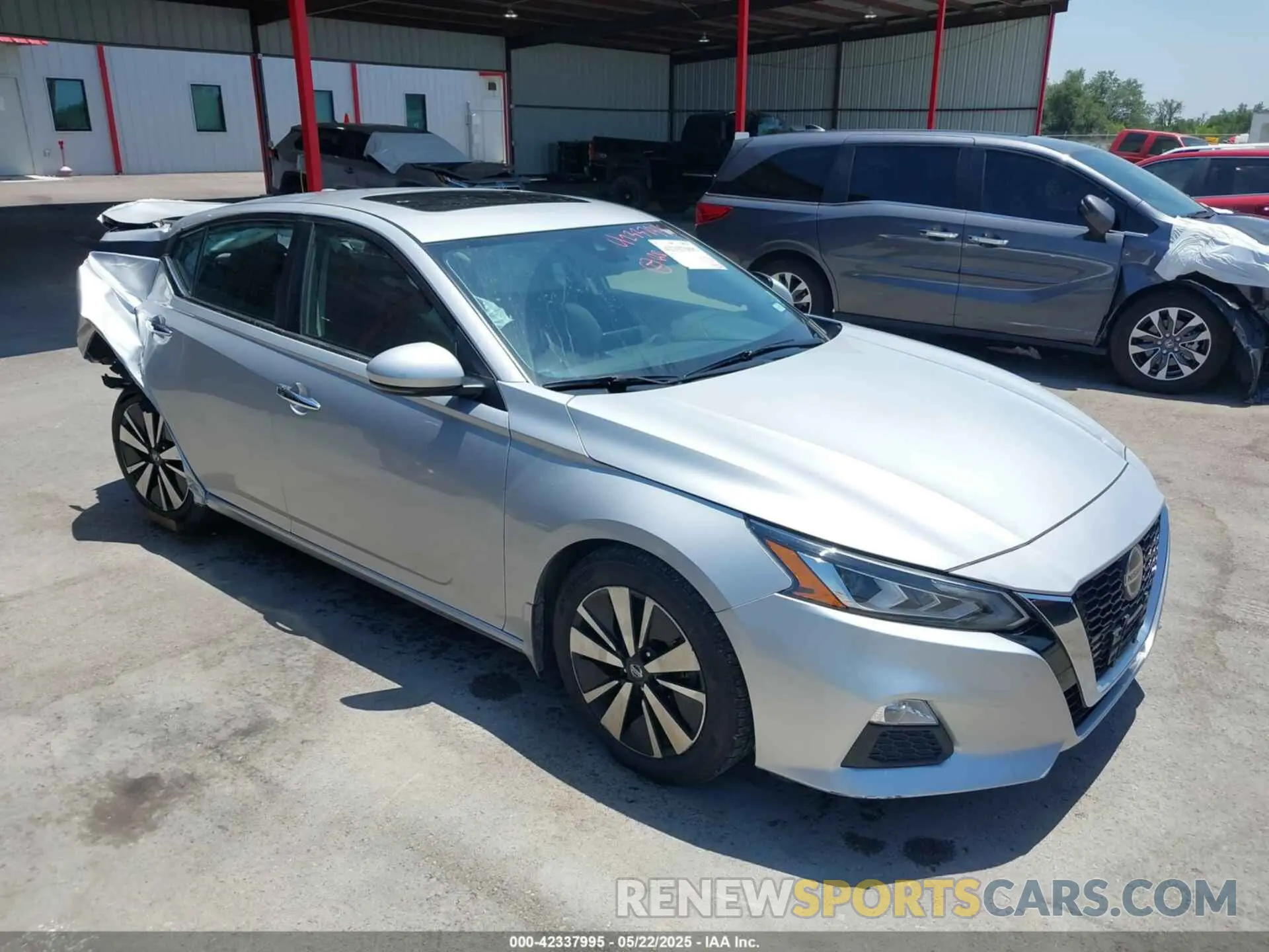1 Photograph of a damaged car 1N4BL4DV9NN356248 NISSAN ALTIMA 2022
