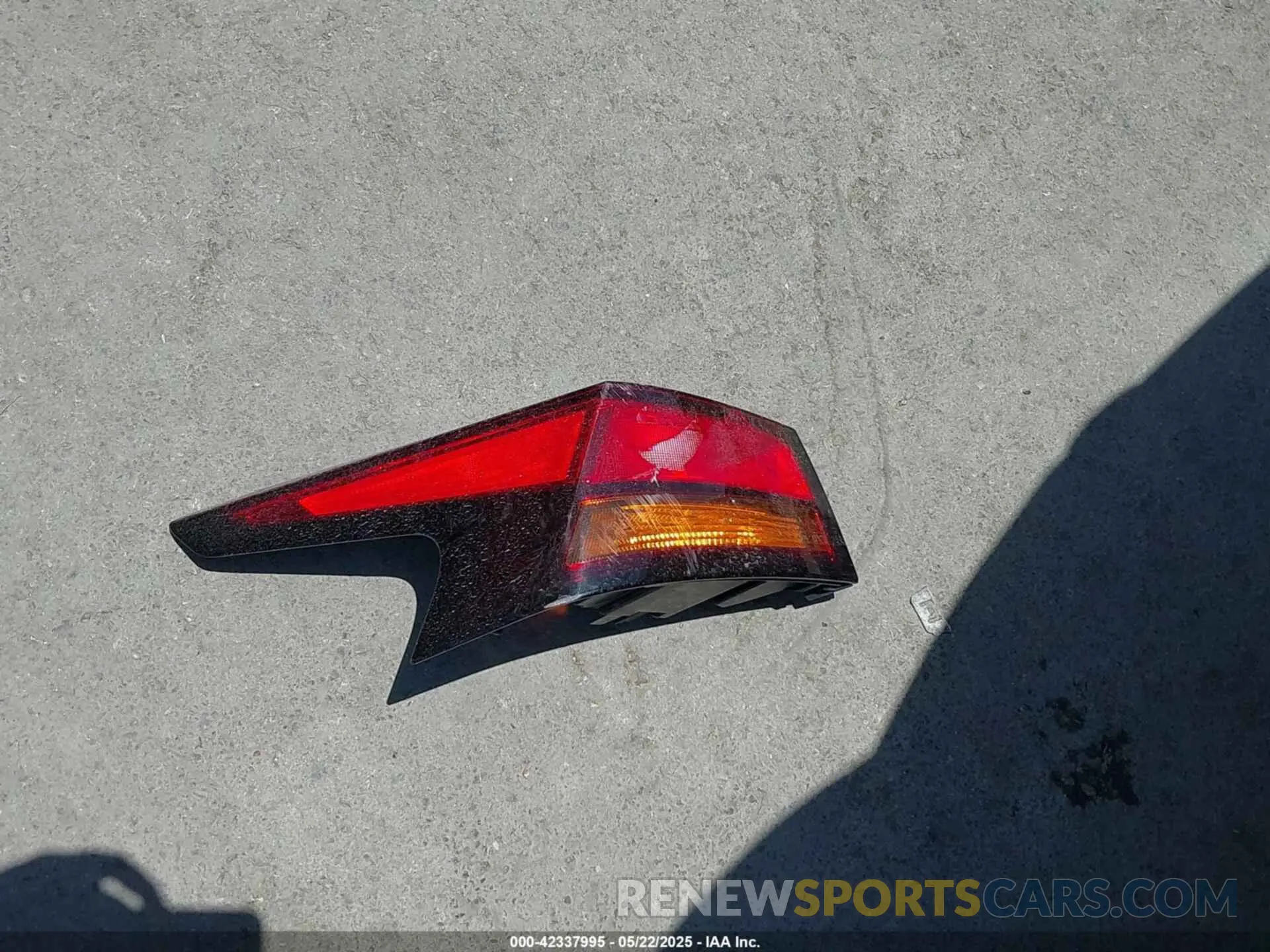 12 Photograph of a damaged car 1N4BL4DV9NN356248 NISSAN ALTIMA 2022