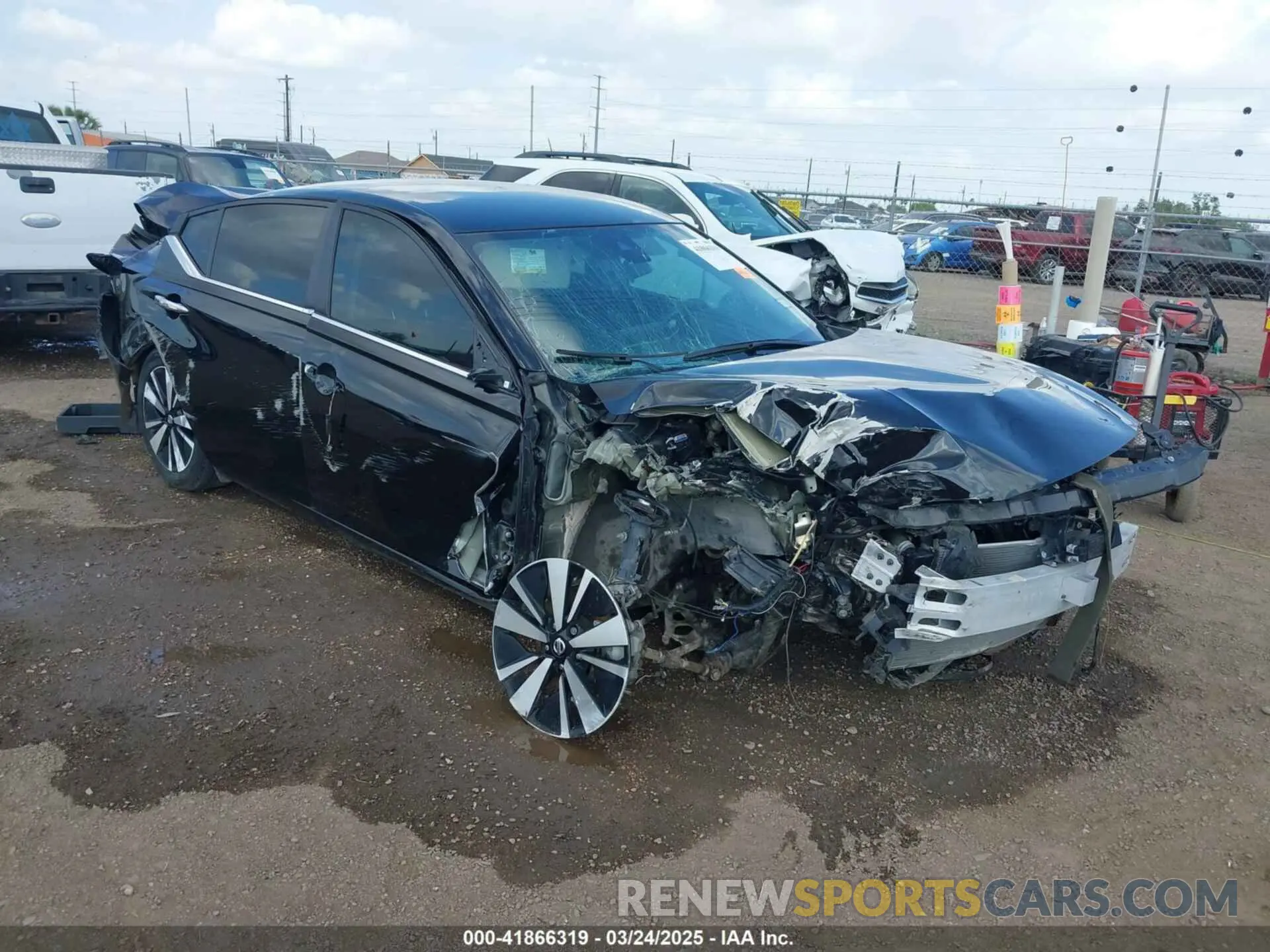 1 Photograph of a damaged car 1N4BL4DV9NN361630 NISSAN ALTIMA 2022