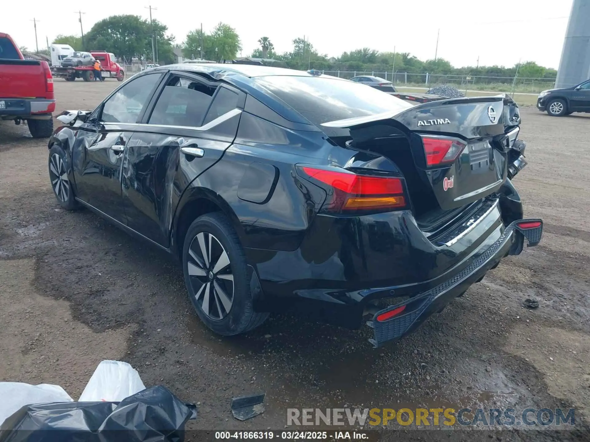 3 Photograph of a damaged car 1N4BL4DV9NN361630 NISSAN ALTIMA 2022