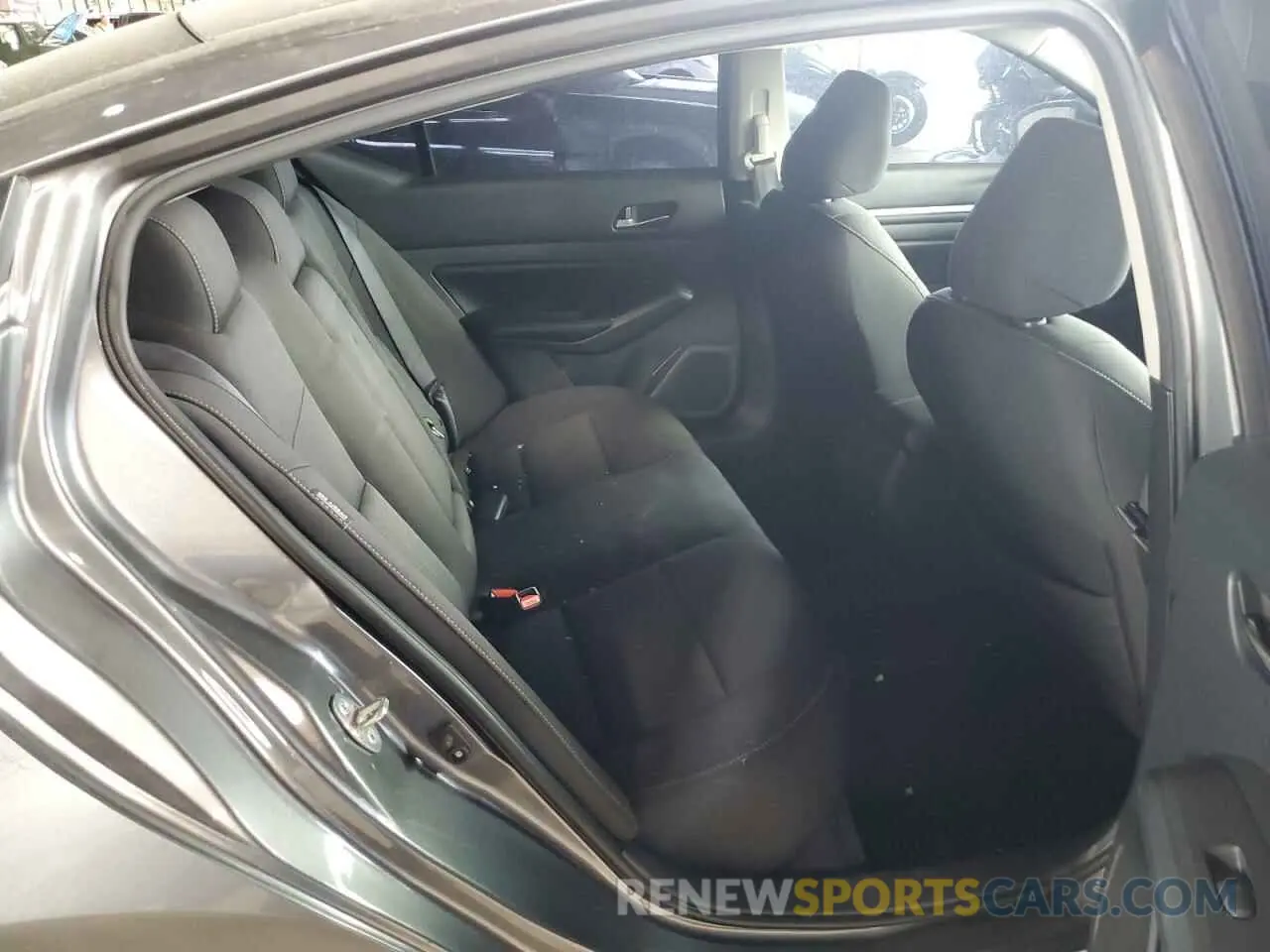 10 Photograph of a damaged car 1N4BL4DV9NN372837 NISSAN ALTIMA 2022