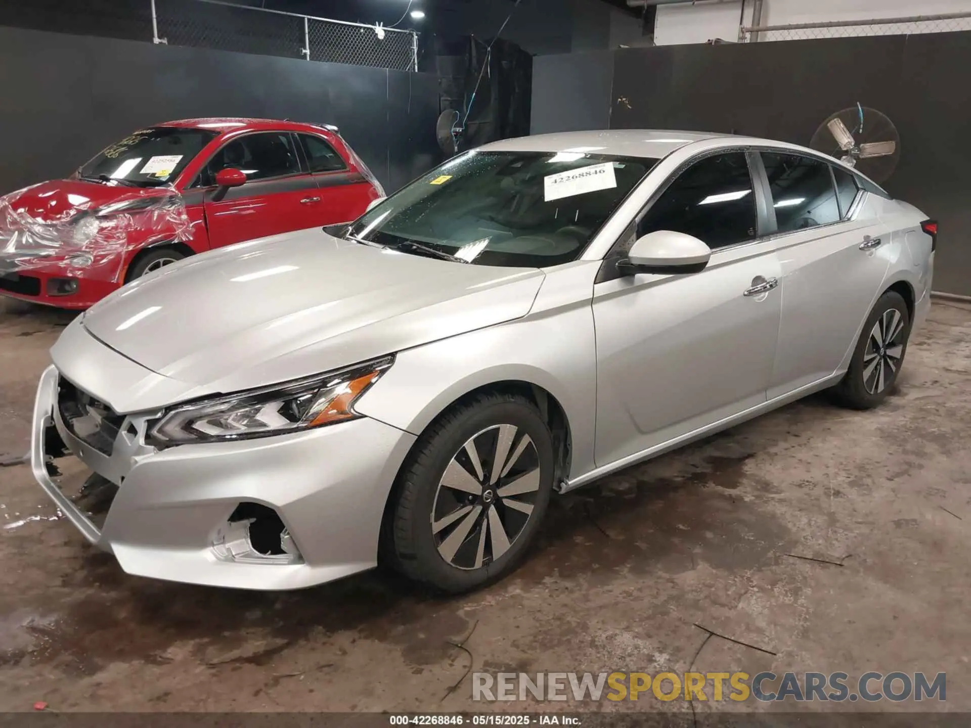 2 Photograph of a damaged car 1N4BL4DV9NN385698 NISSAN ALTIMA 2022
