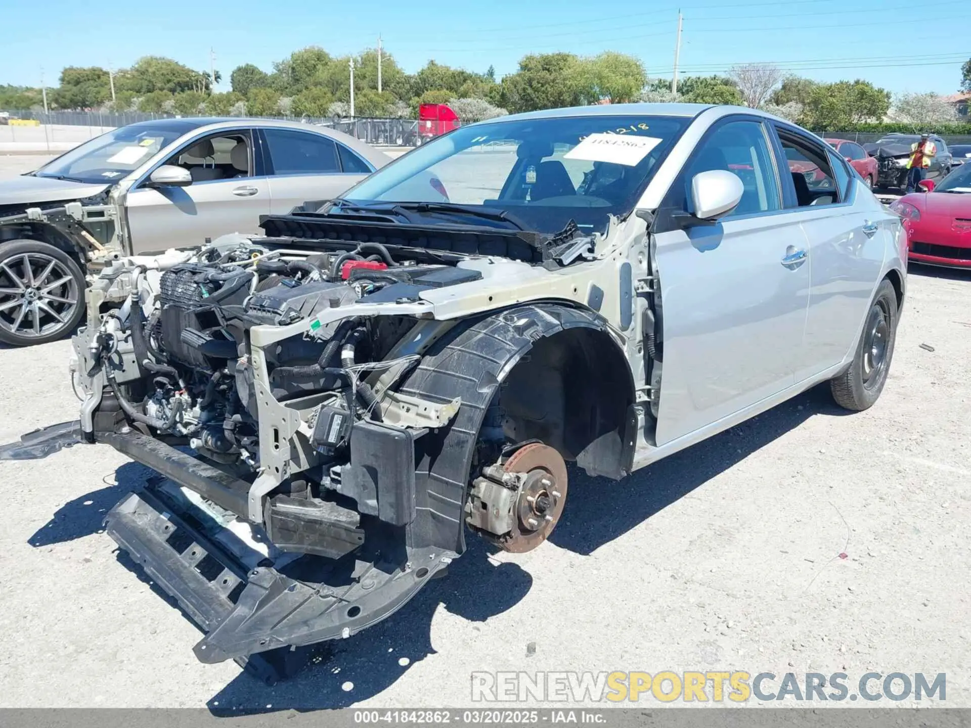 19 Photograph of a damaged car 1N4BL4DV9NN395888 NISSAN ALTIMA 2022
