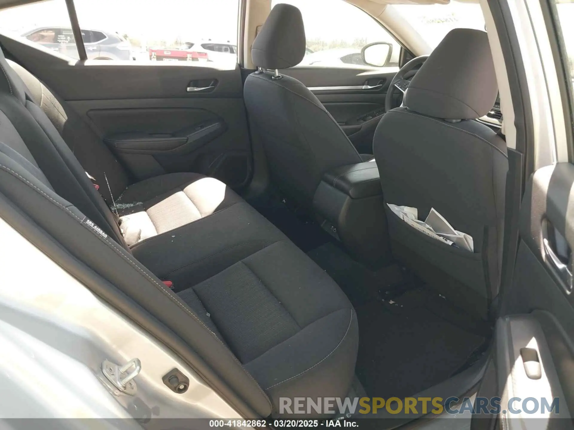 8 Photograph of a damaged car 1N4BL4DV9NN395888 NISSAN ALTIMA 2022