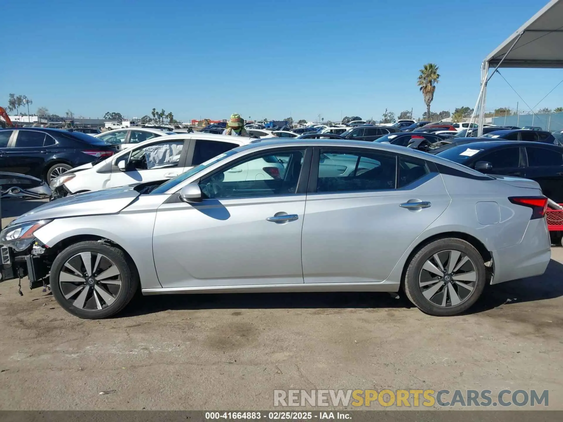 14 Photograph of a damaged car 1N4BL4DV9NN399374 NISSAN ALTIMA 2022