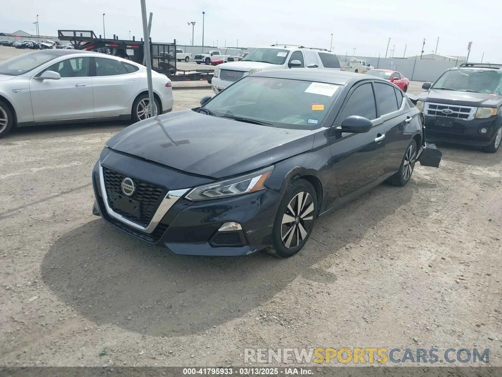 2 Photograph of a damaged car 1N4BL4DV9NN413922 NISSAN ALTIMA 2022