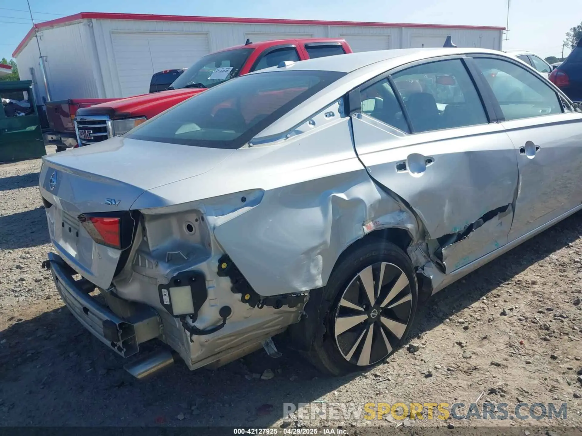 6 Photograph of a damaged car 1N4BL4DVXNN308841 NISSAN ALTIMA 2022