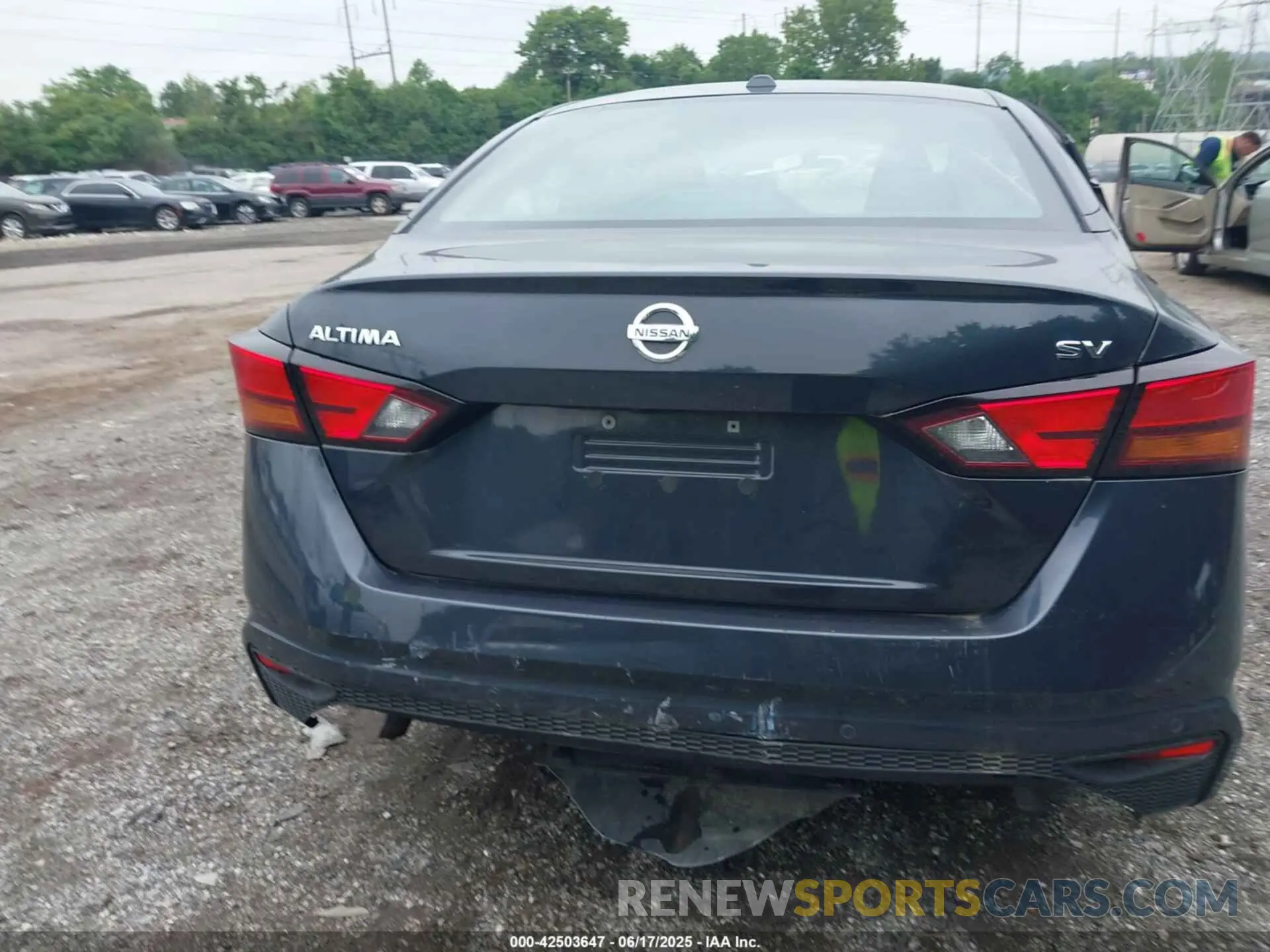 16 Photograph of a damaged car 1N4BL4DVXNN319841 NISSAN ALTIMA 2022