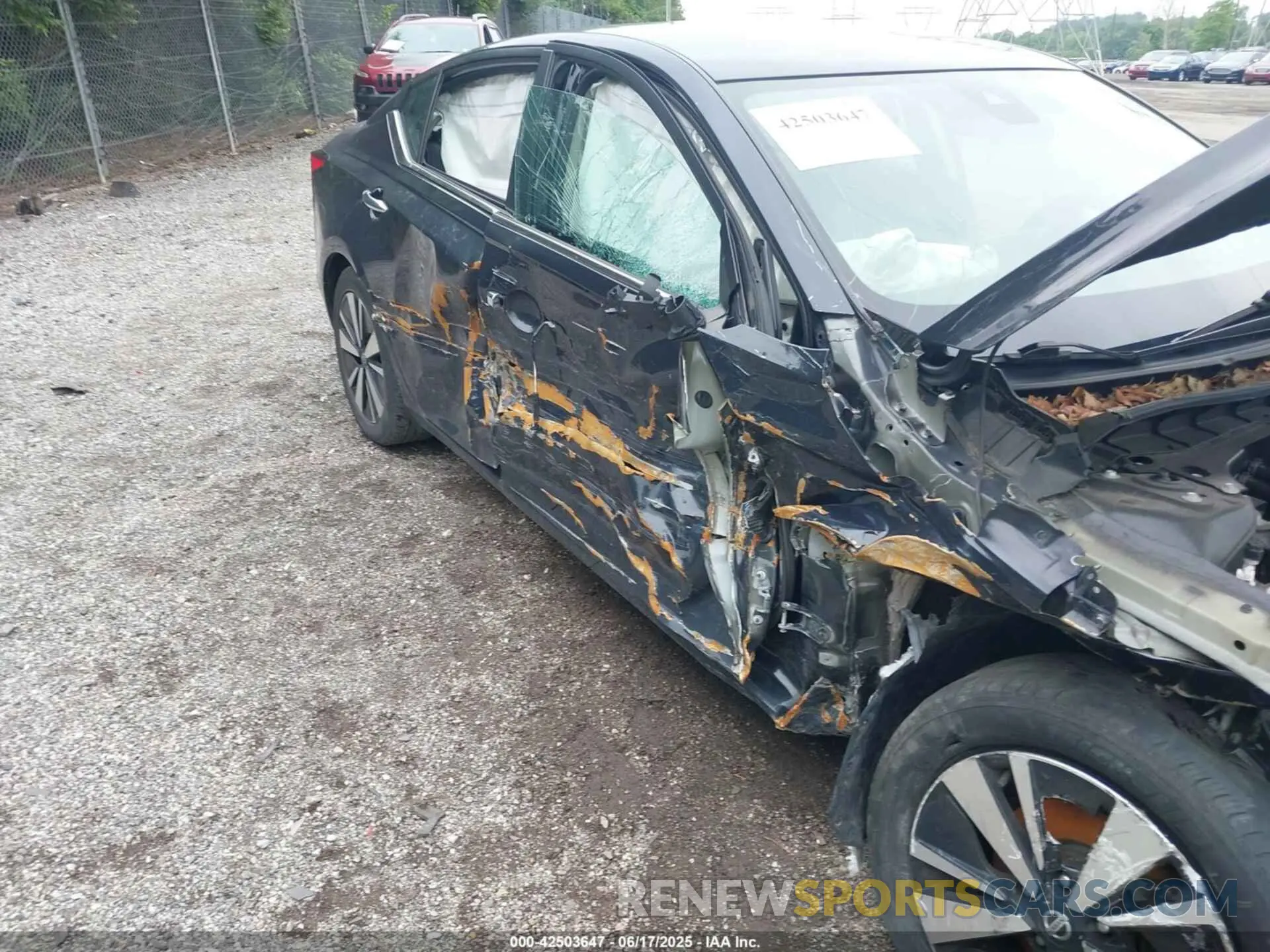 6 Photograph of a damaged car 1N4BL4DVXNN319841 NISSAN ALTIMA 2022