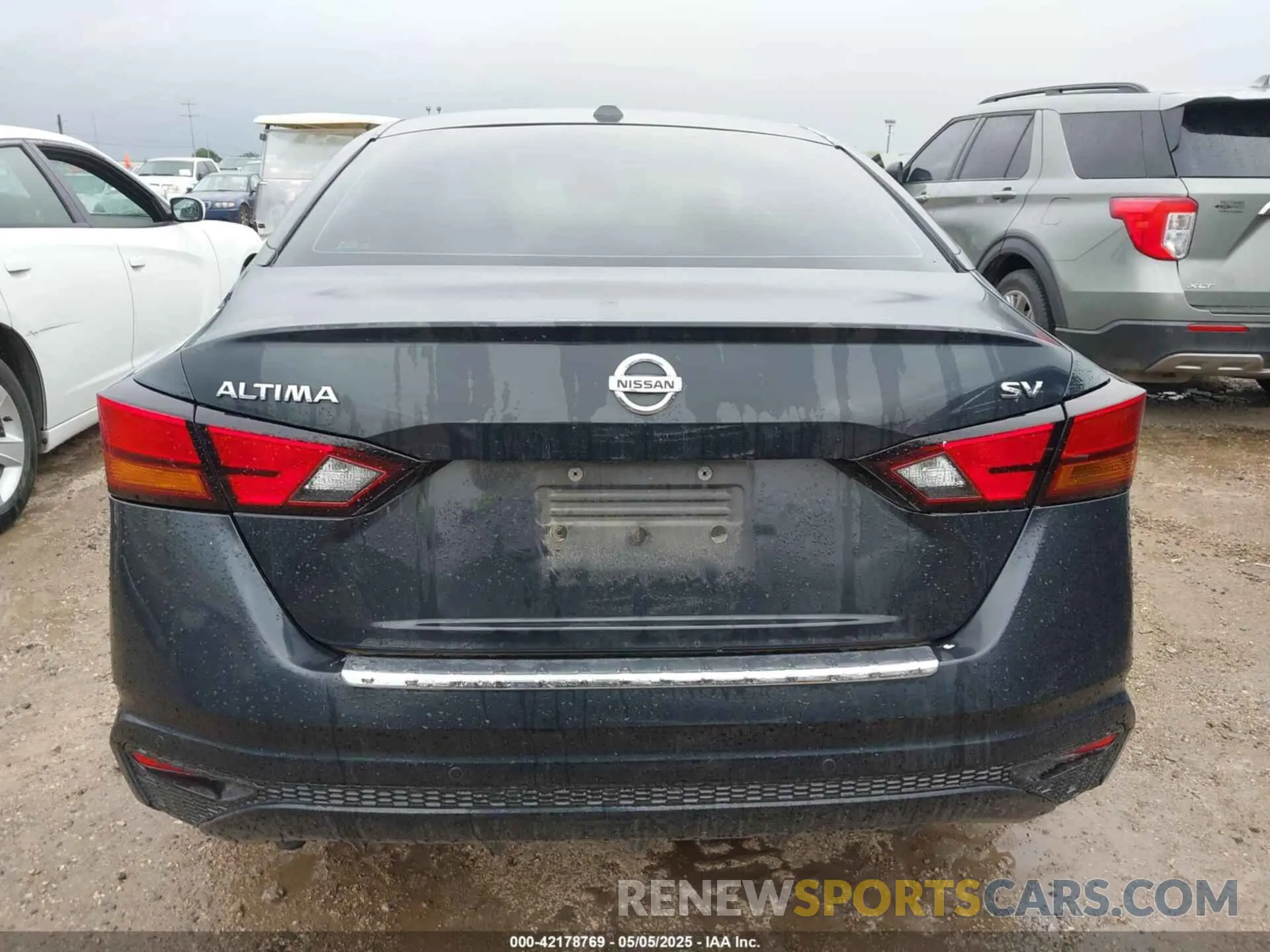 16 Photograph of a damaged car 1N4BL4DVXNN324148 NISSAN ALTIMA 2022