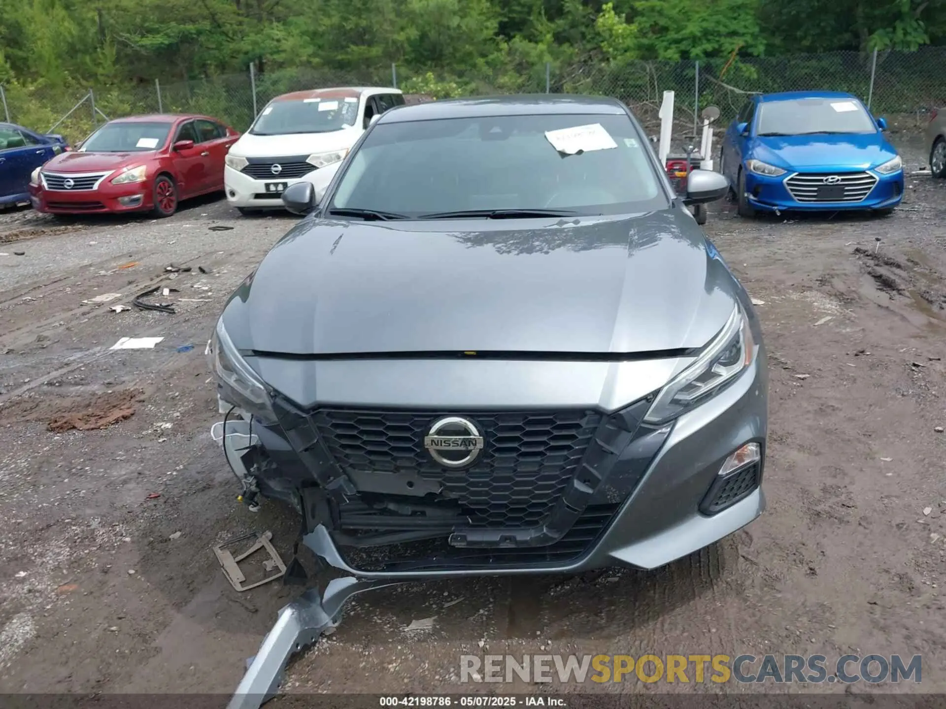 12 Photograph of a damaged car 1N4BL4DVXNN355335 NISSAN ALTIMA 2022