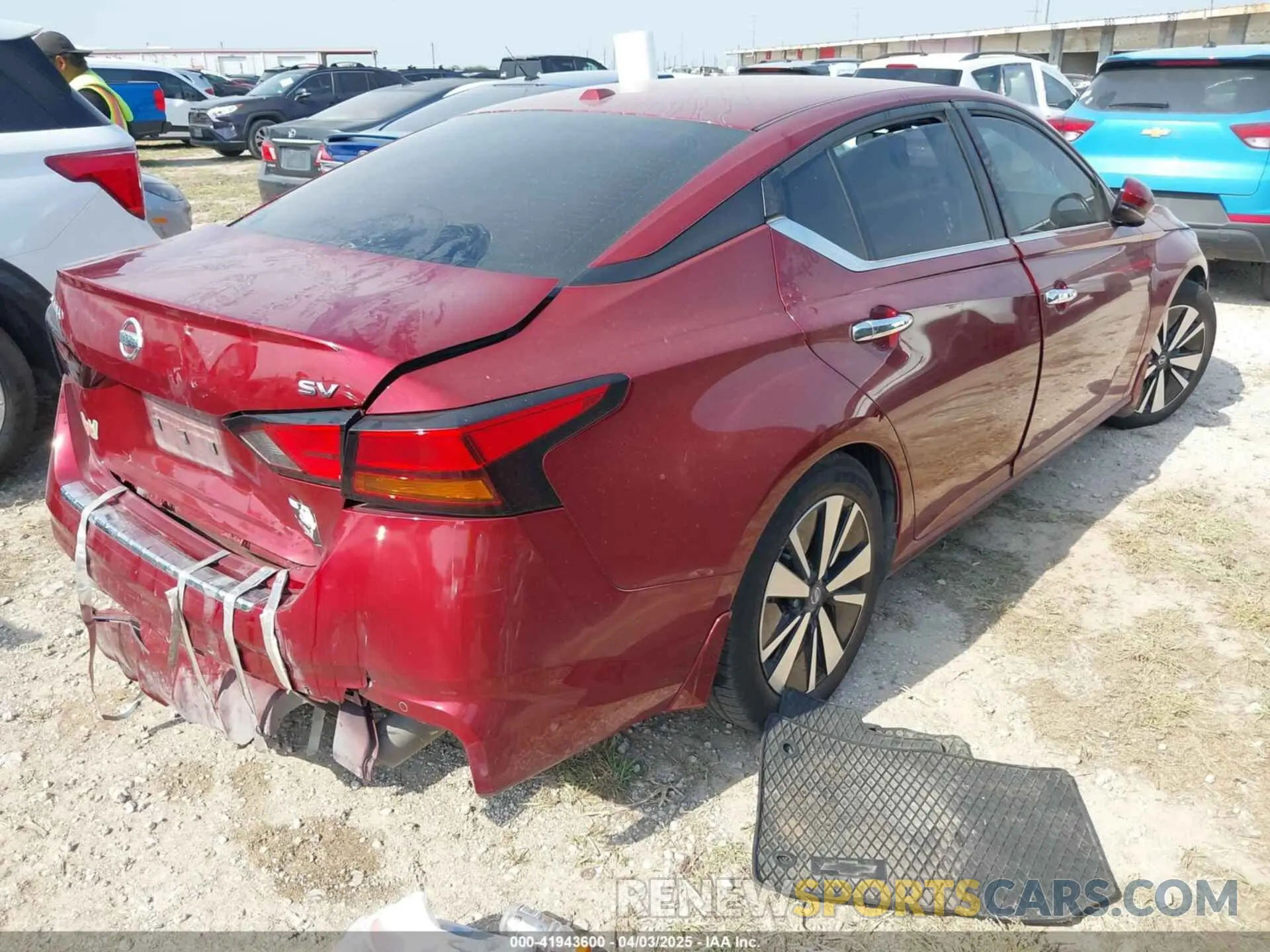4 Photograph of a damaged car 1N4BL4DVXNN362043 NISSAN ALTIMA 2022