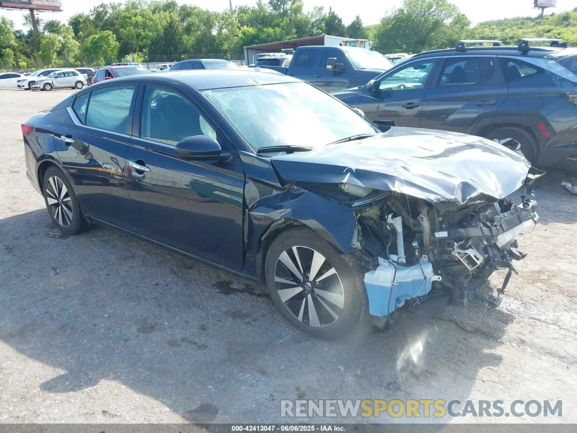 1 Photograph of a damaged car 1N4BL4DVXNN380851 NISSAN ALTIMA 2022