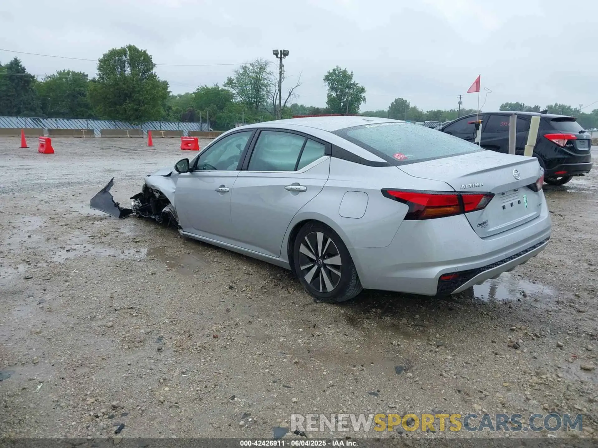 3 Photograph of a damaged car 1N4BL4DW0NN366384 NISSAN ALTIMA 2022